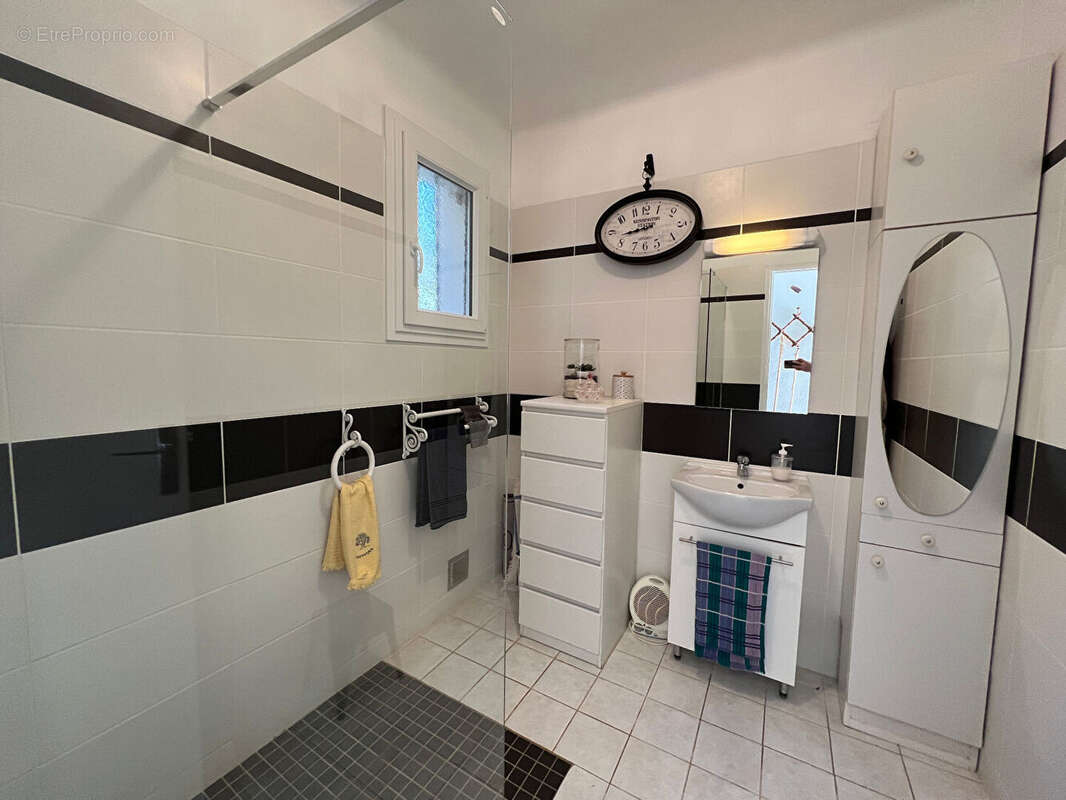 Maison à SAINT-MARTIN-DE-CASTILLON