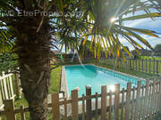 Maison à SAINT-ETIENNE-DE-MER-MORTE