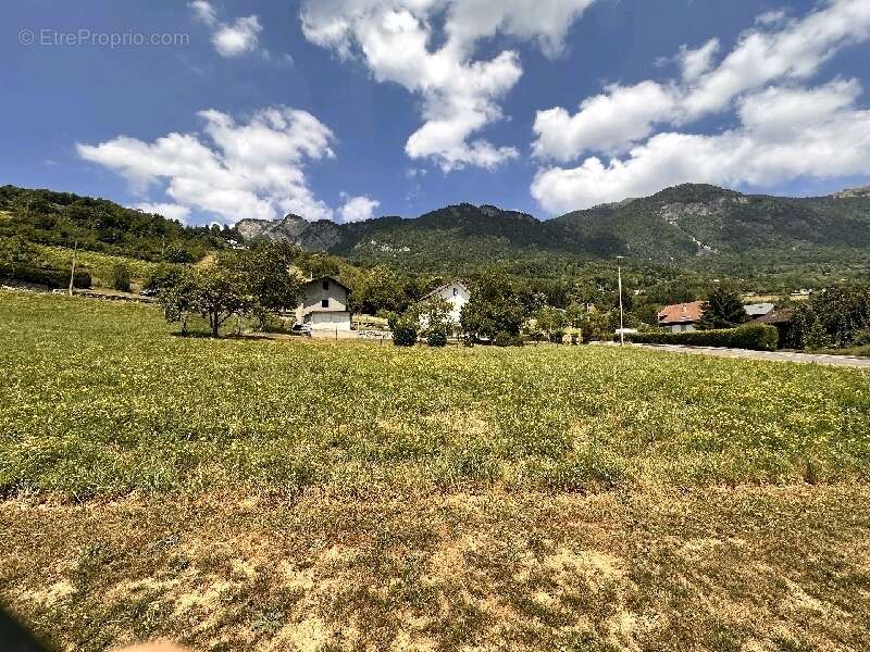 Terrain 570 m² à Ayse  - photo 2