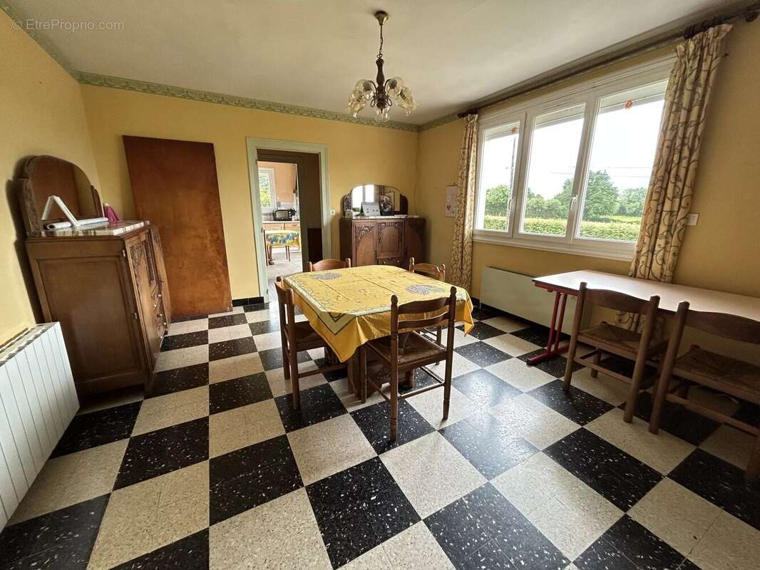 Maison sur sous-sol 5 chambres - photo 4