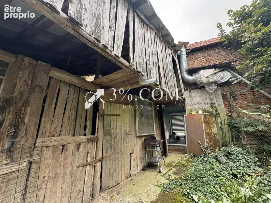 3%COM Grande maison avec cour et jardin - photo 14