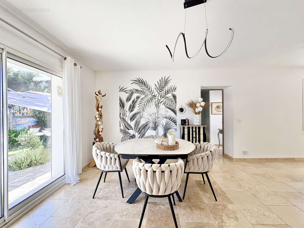 Appartement à SAINT-MANDRIER-SUR-MER
