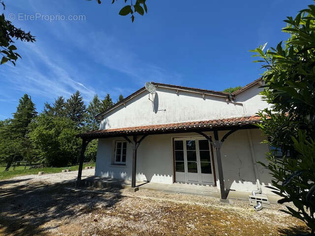 Maison à SAINT-MEDARD