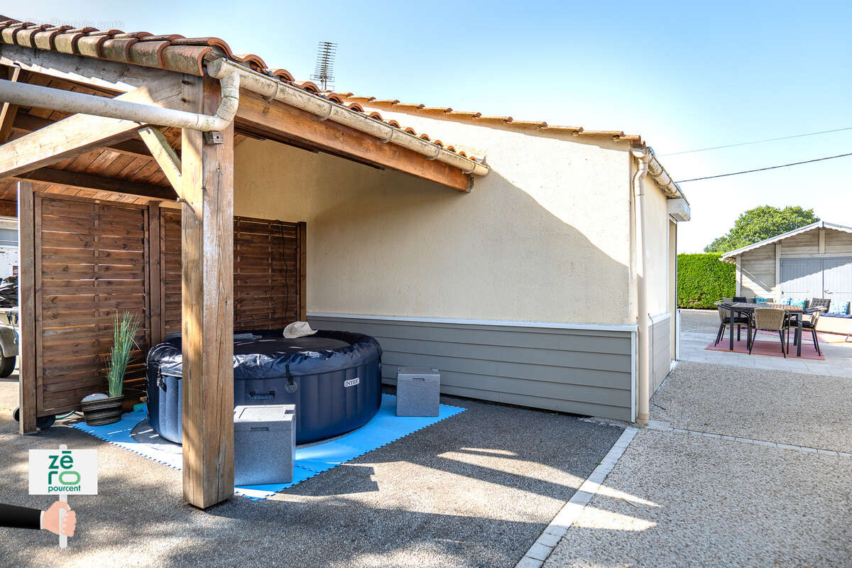 Maison à SAINT-MARTIN-DES-NOYERS