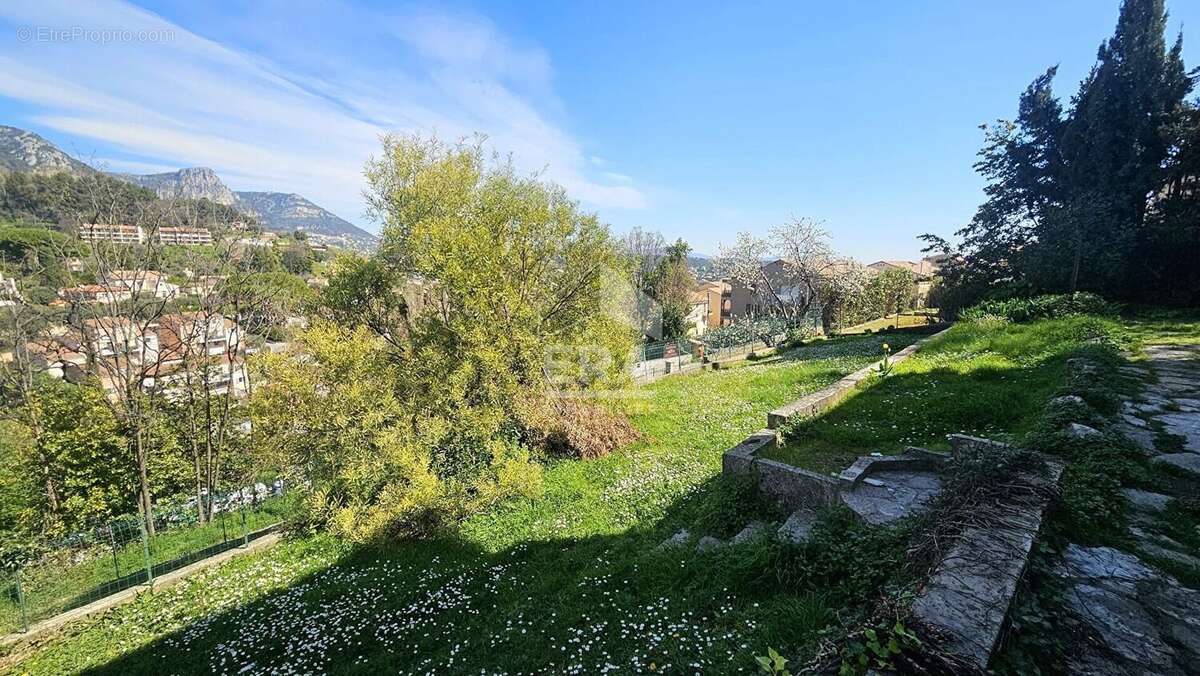 Appartement à VENCE