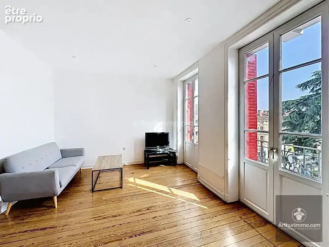 Vente Appartement Roanne(42300) 179 000ï¿œ - photo 2