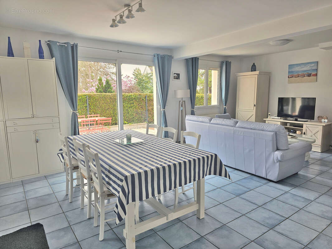 Maison à MERVILLE-FRANCEVILLE-PLAGE