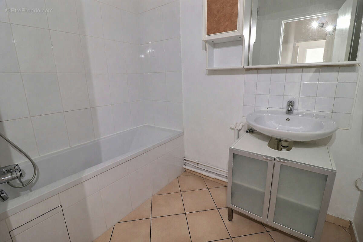 Appartement à CHAVILLE
