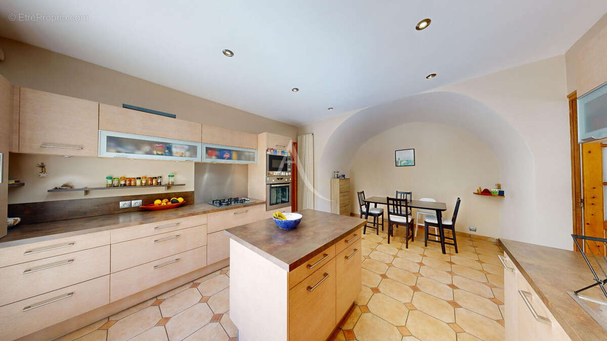 Maison à MARSEILLE-11E