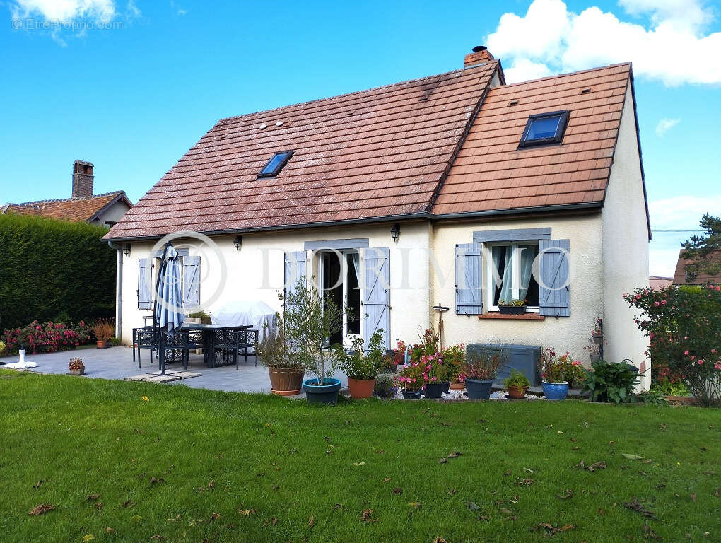 Maison à BEAUVAIS