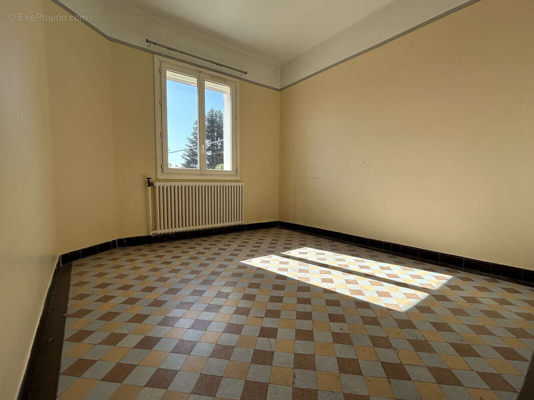 Maison à MALLEMORT