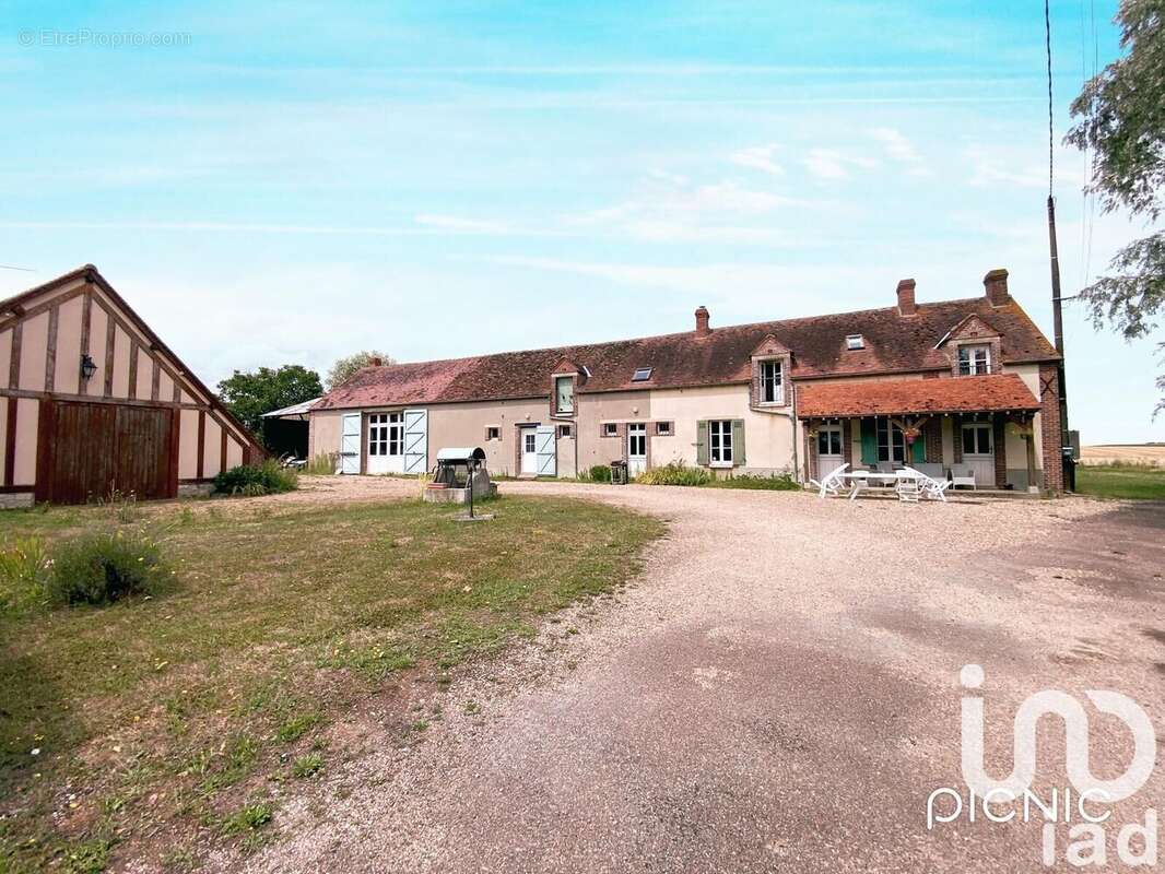 Photo 3 - Maison à COURTENAY