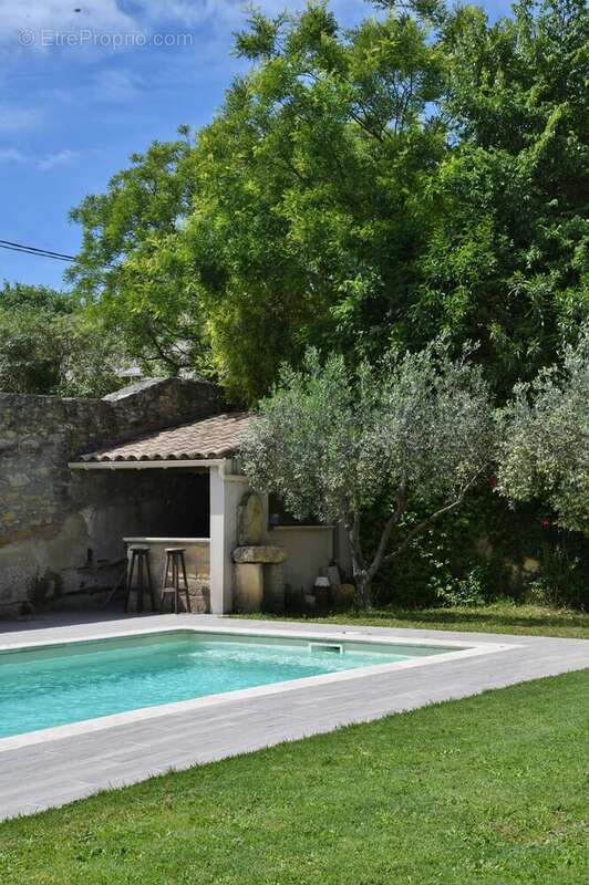 Maison à UZES