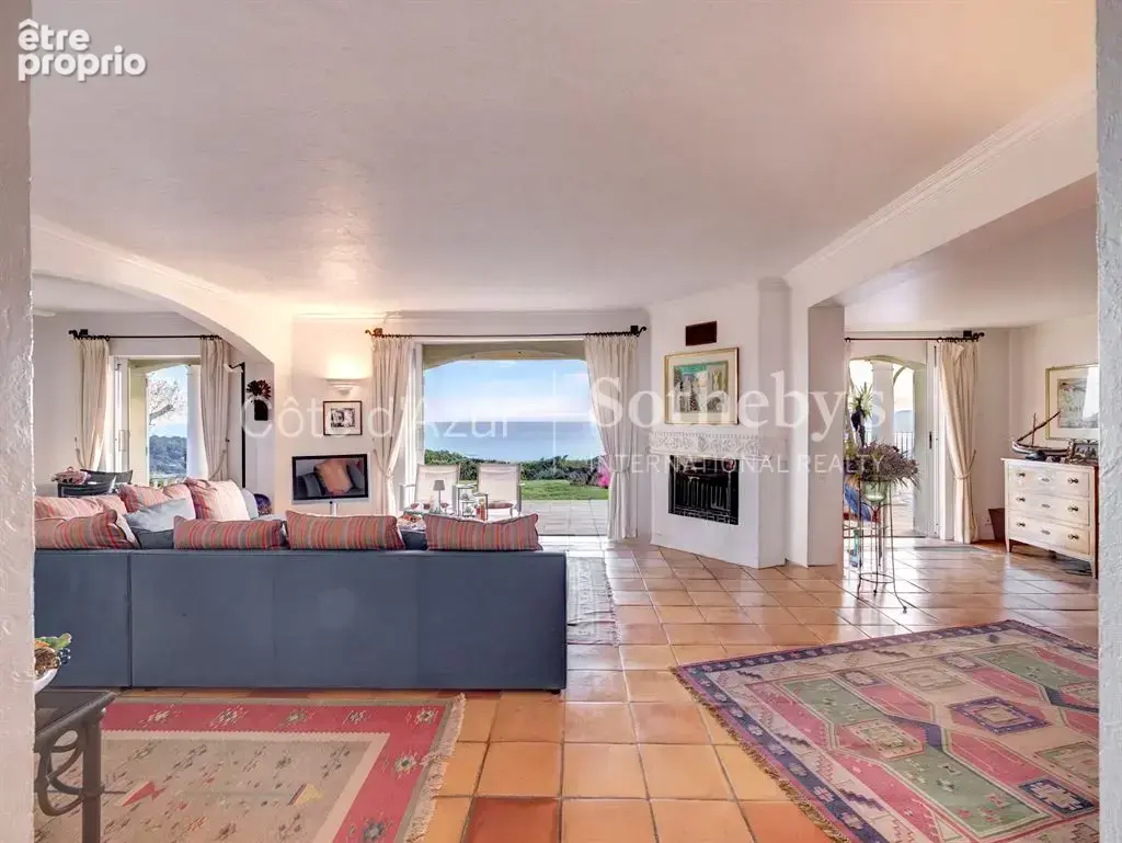 Cannes villa vue mer panoramique îles de Lérins domaine sécurisé avec piscine - photo 5