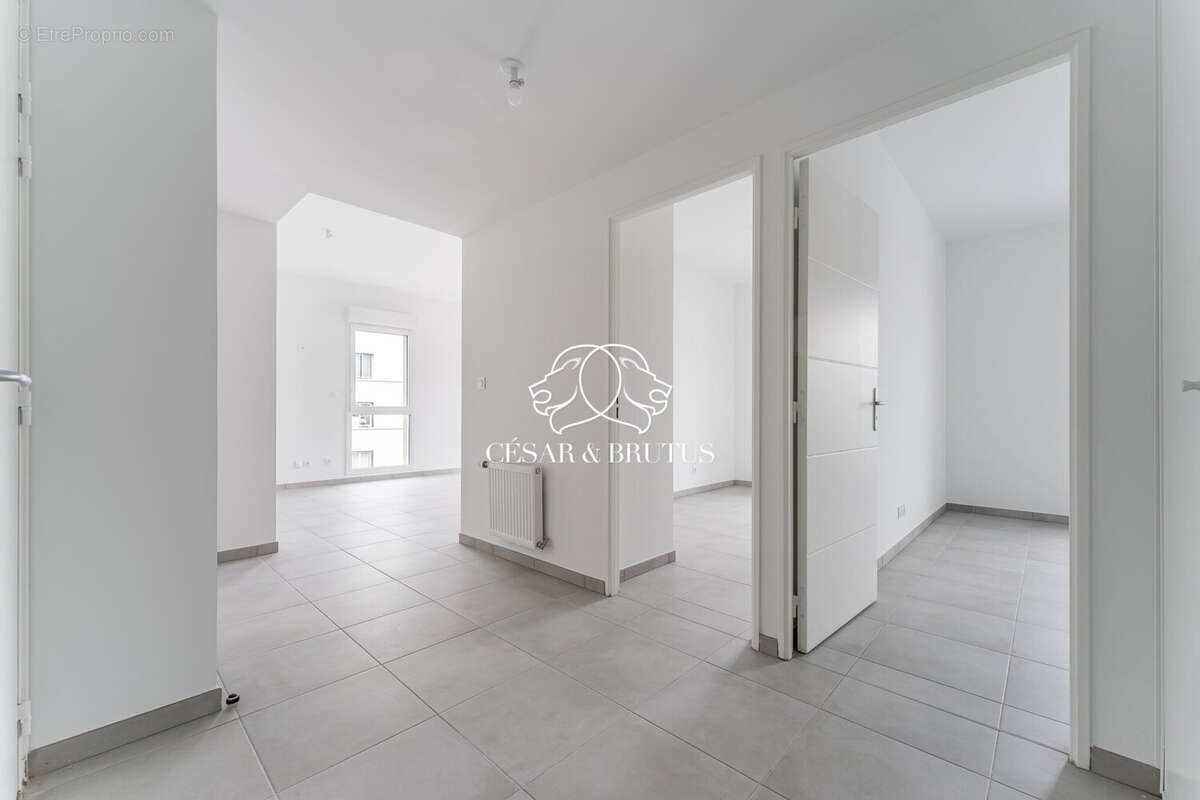 Appartement à LYON-8E