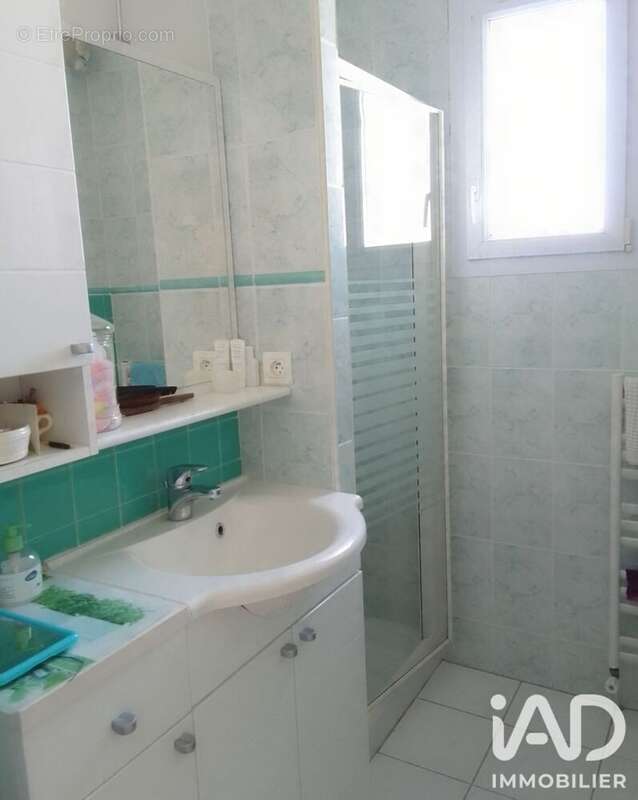 Maison 101 m² à Le Poire-Sur-Vie  - photo 9