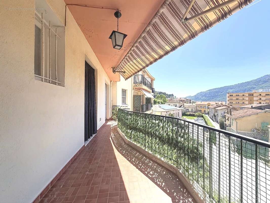 Appartement à SAINT-MARTIN-DU-VAR