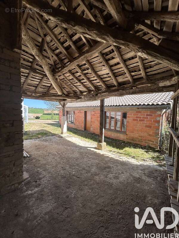 Maison 85 m² à Montalzat  - photo 7