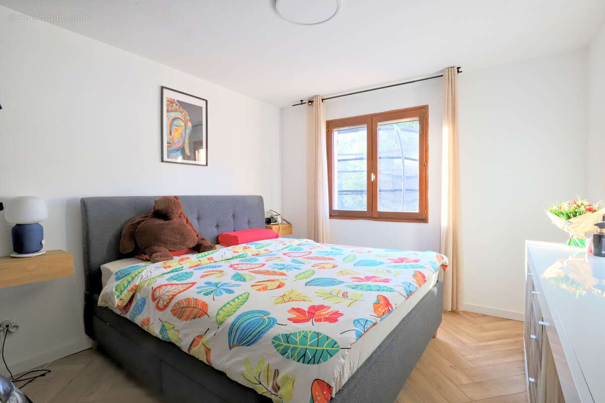 Maison à LA LONDE-LES-MAURES