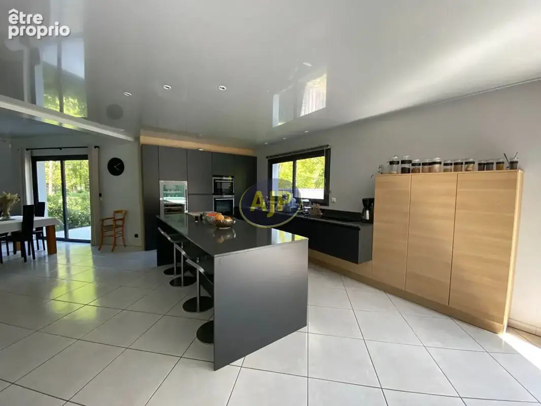 Maison d' architecte  8 pièces à 5 kms de la plage - photo 4
