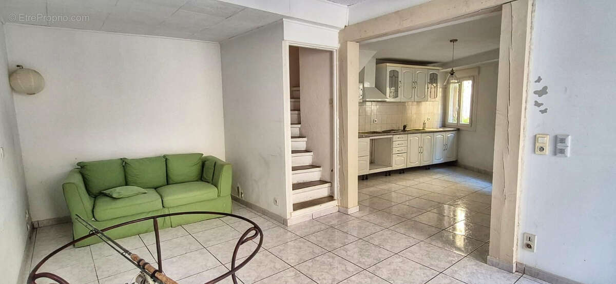 Maison à BESSAN