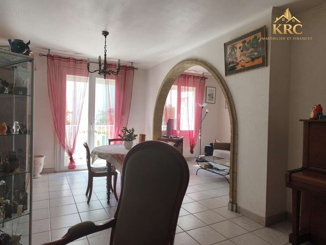 Appartement 86 m² à Le Grau-Du-Roi  - photo 7