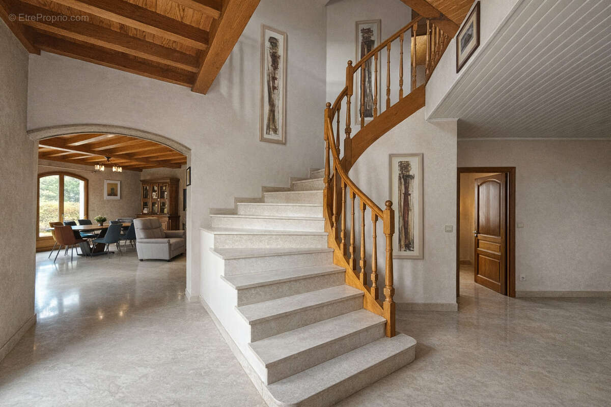 Maison à VILLEVOCANCE