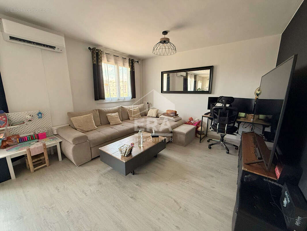 Appartement à MARSEILLE-13E