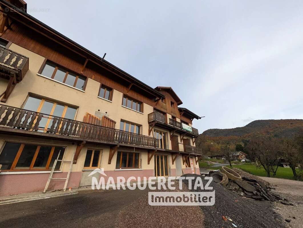 Appartement à SAINT-JEOIRE