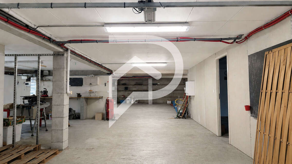 Maison familiale 158m2 avec piscine, sous-sol complet - photo 14