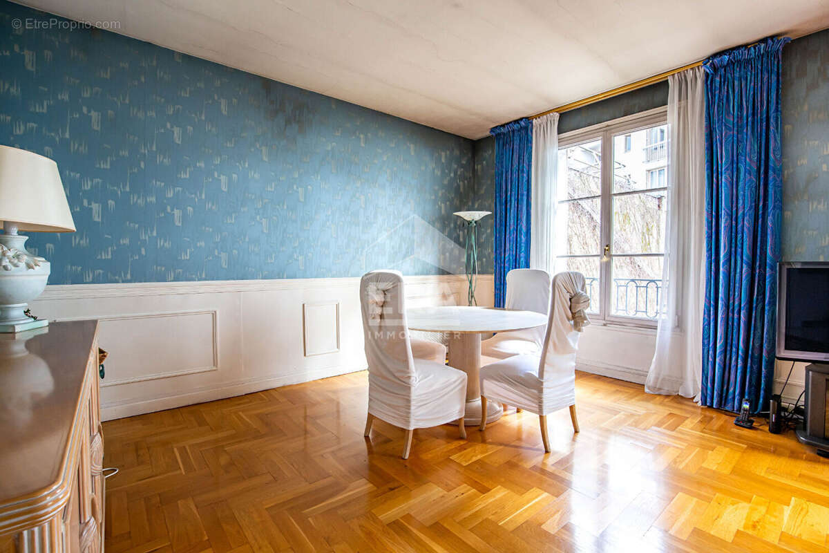 Appartement à PARIS-12E