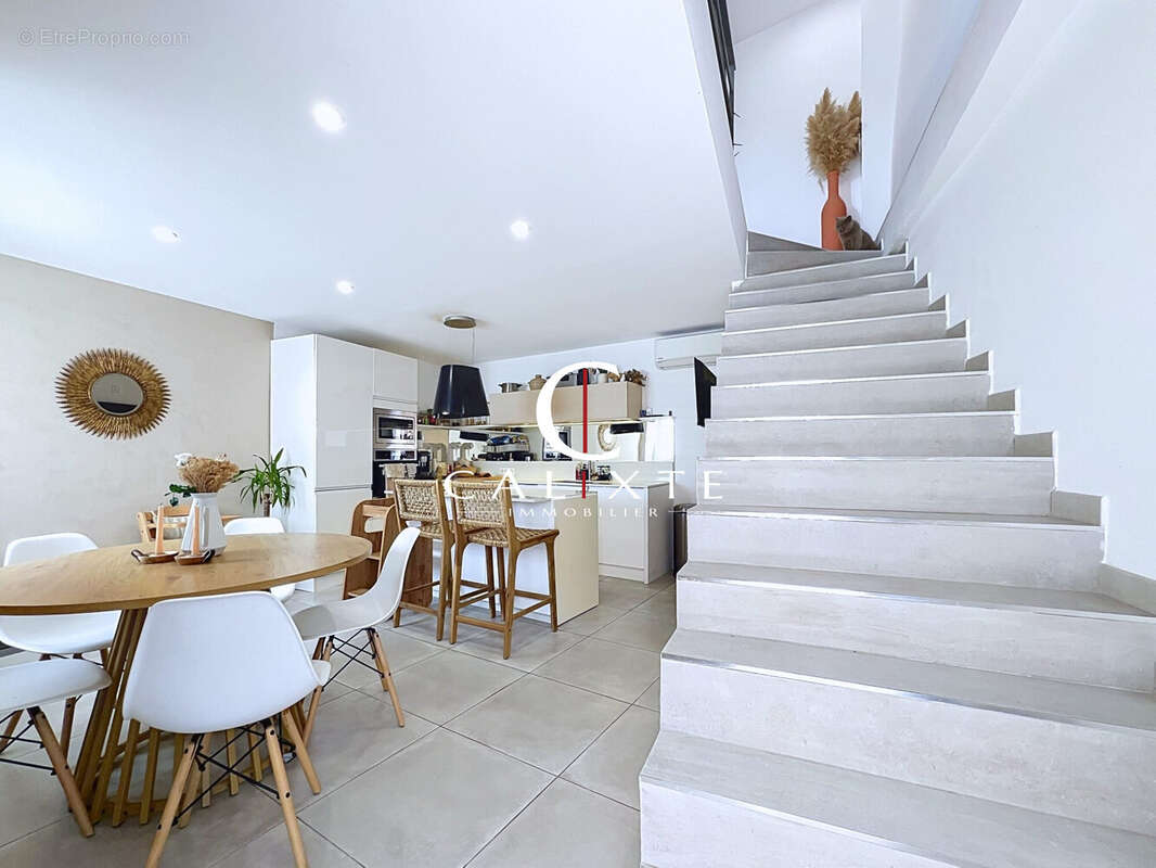 Maison 70 m² à Saint-Paul-En-Foret  - photo 5