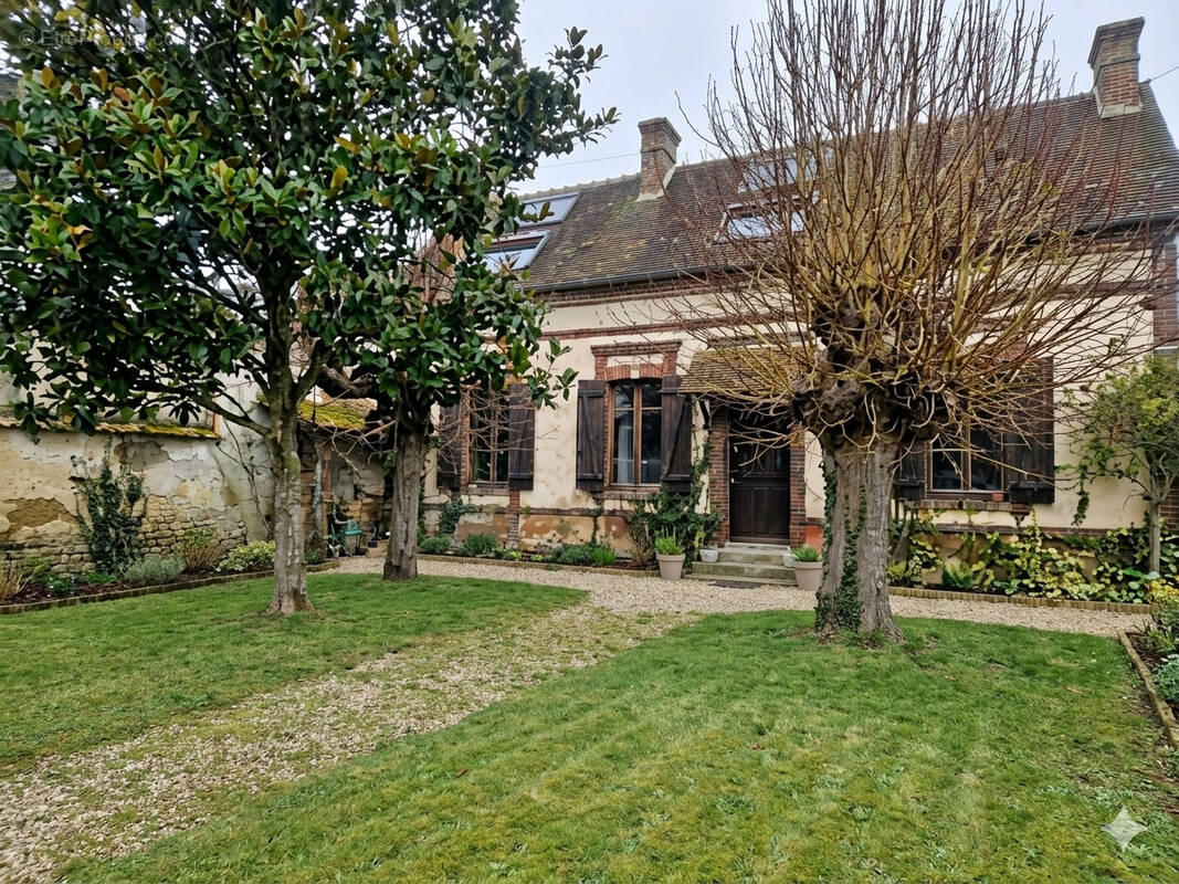Maison à NONANCOURT