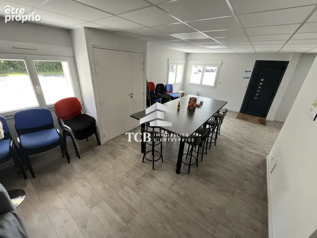 Commerce 2 088 m² à vendre à Treillieres (44119) - photo 8
