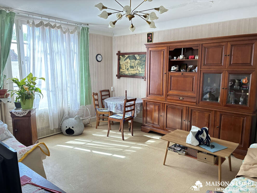 Maison à BONNY-SUR-LOIRE