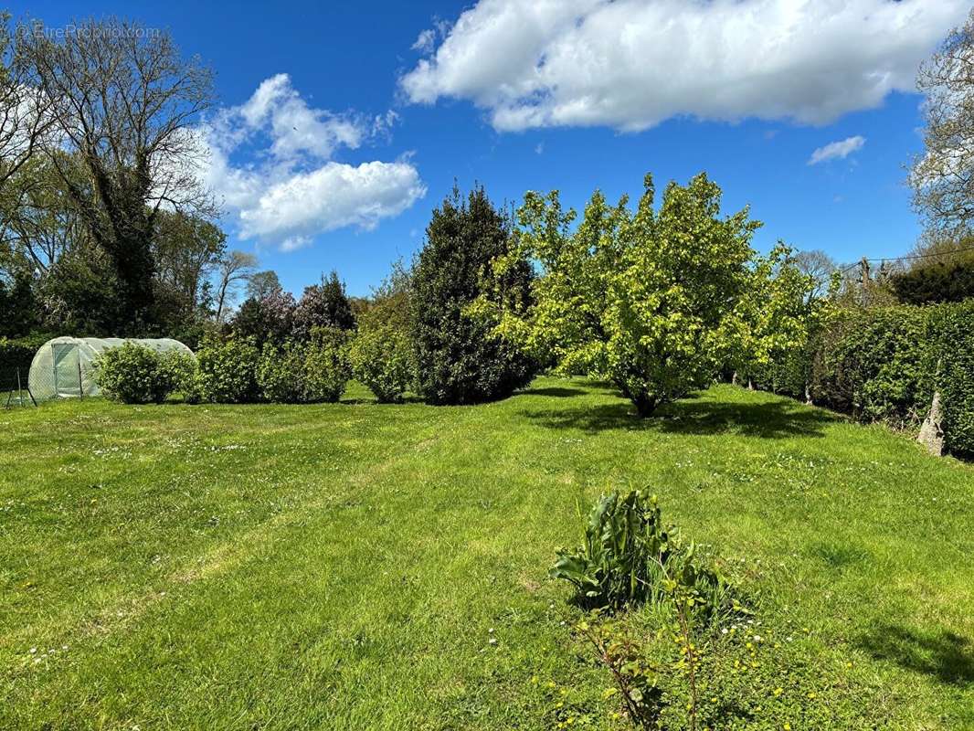 Terrain à BOURSEVILLE