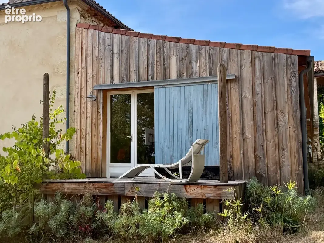 Propriété avec 2 gîtes, une chambre d'hôtes et 2 piscines - 2,2 hectares - VIC FEZENSAC (32) - photo 15