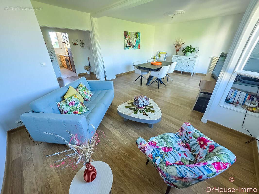Appartement 78 m² à Joue-Les-Tours  - photo 10