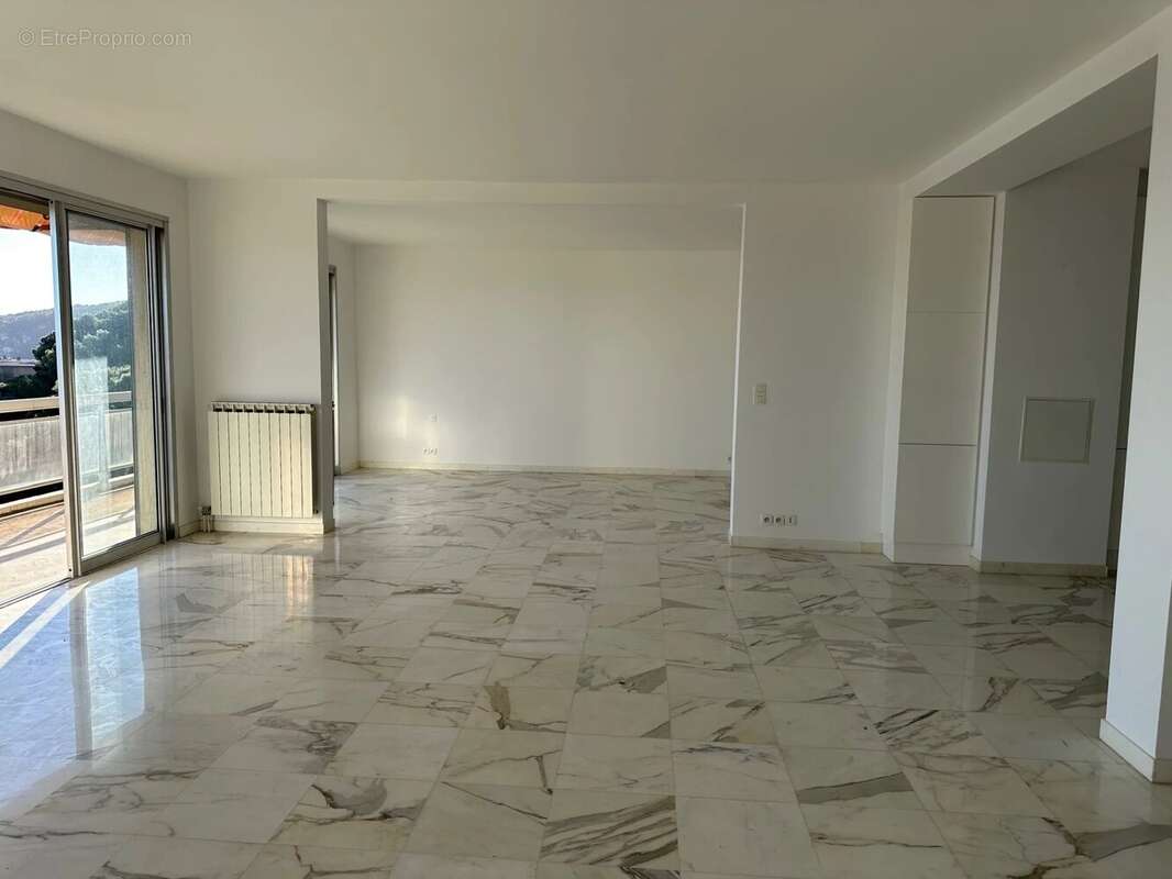 Appartement à VILLEFRANCHE-SUR-MER