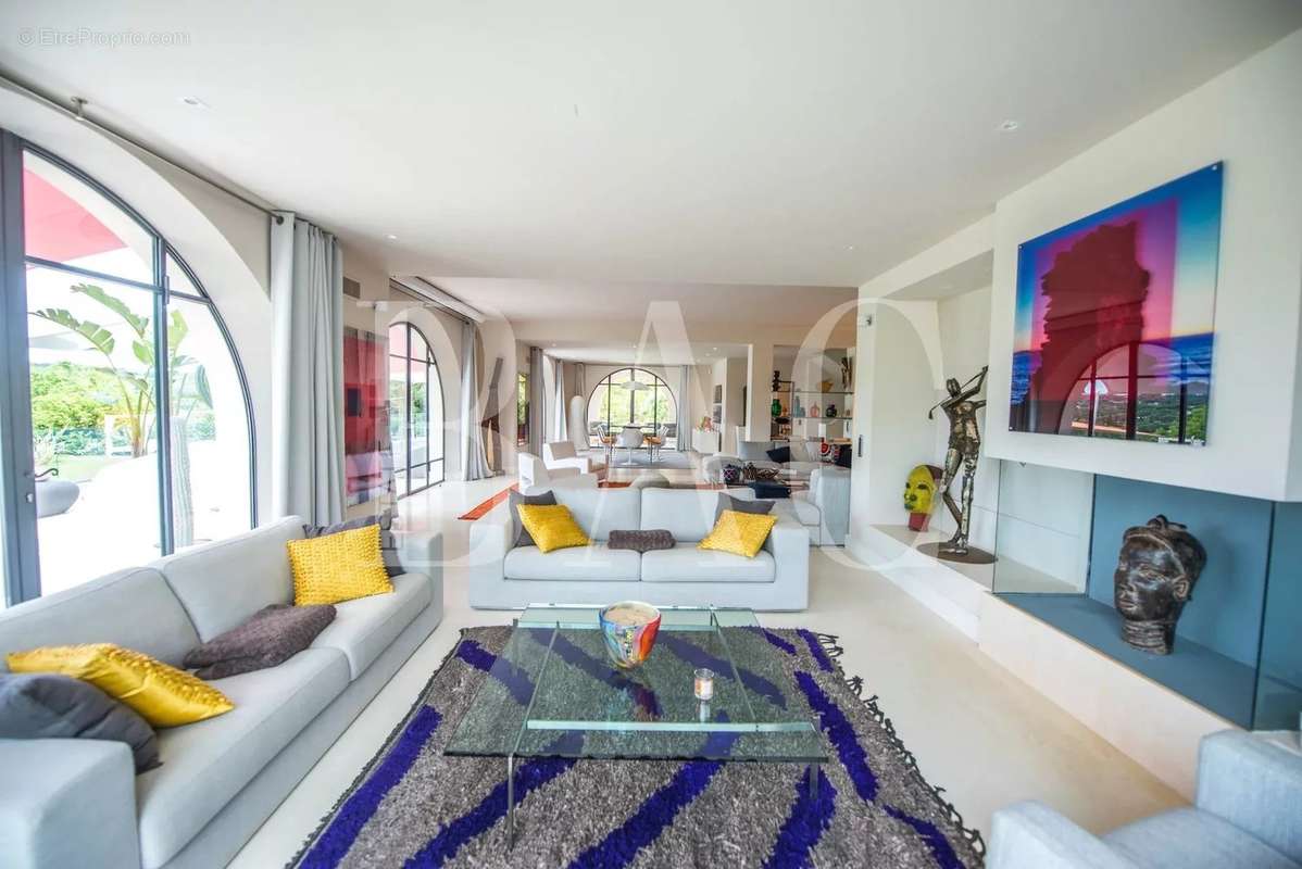 Maison à RAMATUELLE