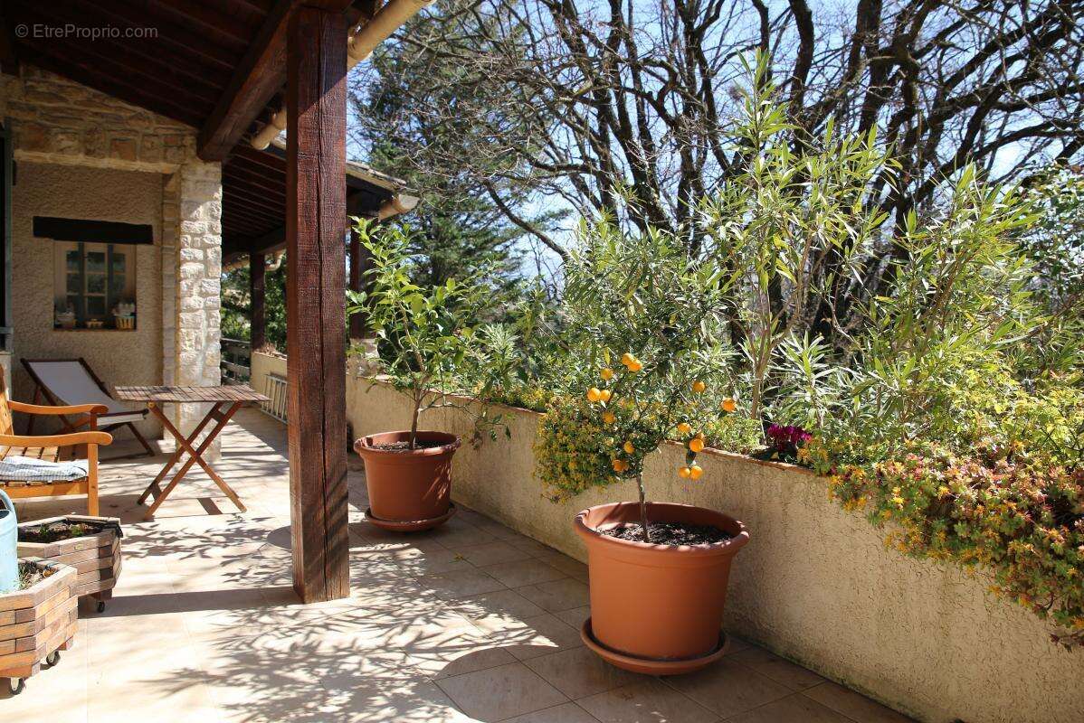 Maison à VAISON-LA-ROMAINE