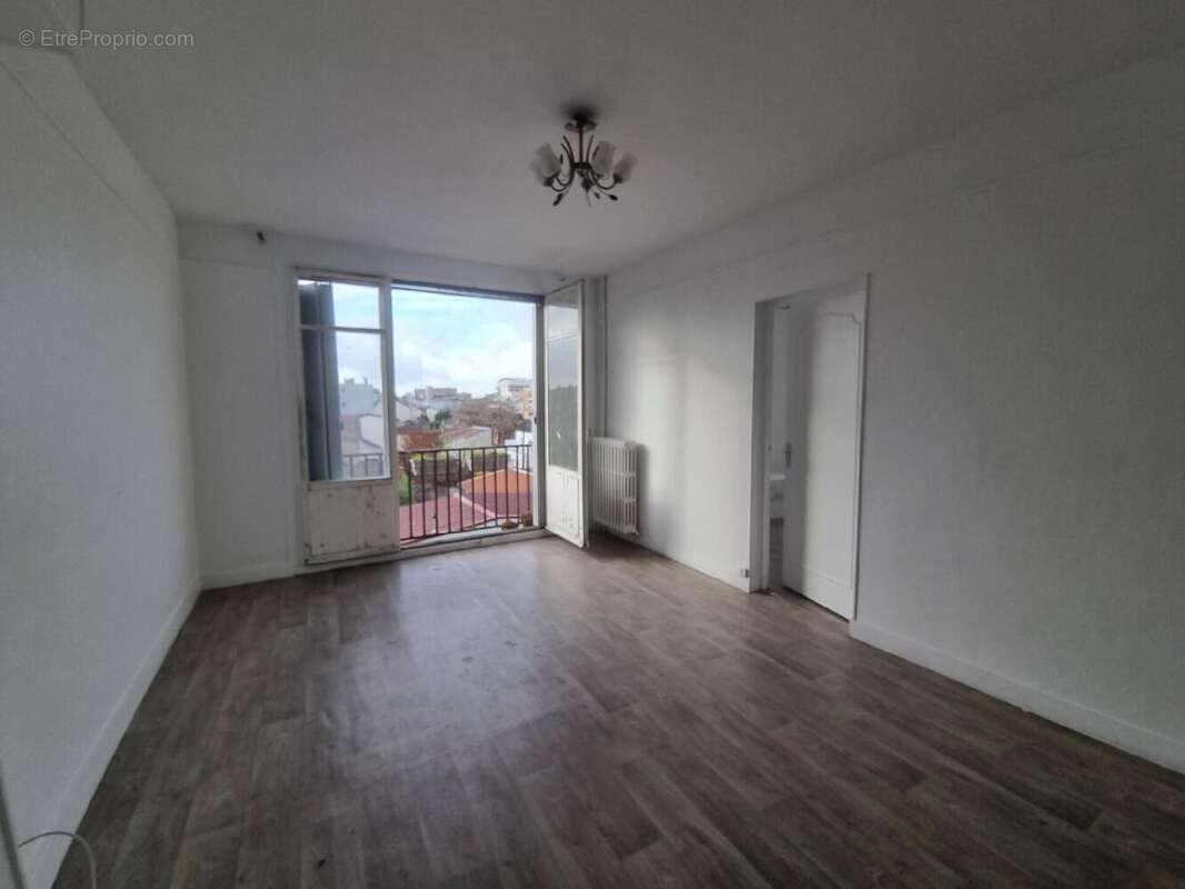 Photo 6 - Appartement à COLOMBES