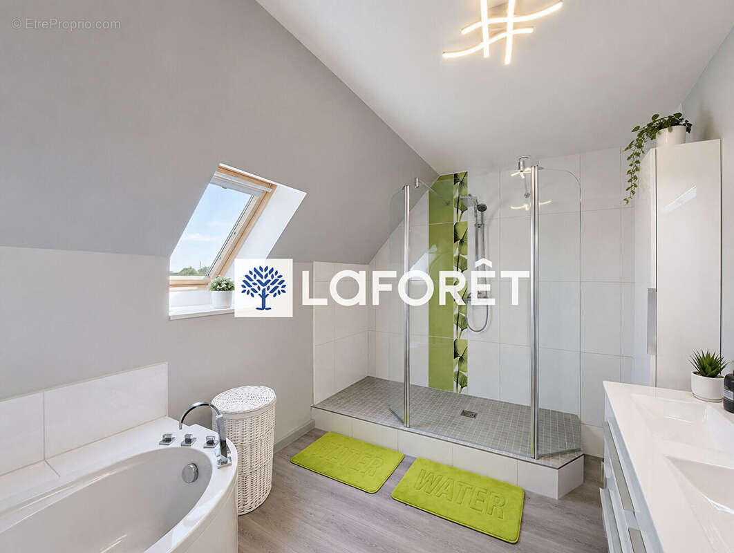 Maison avec piscine proche JOUY-LE-CHÂTEL - photo 14