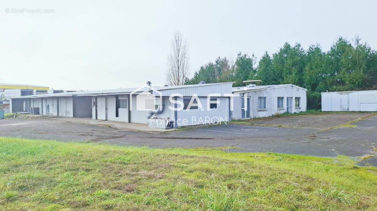 Photo 1 - Commerce à DISSAY