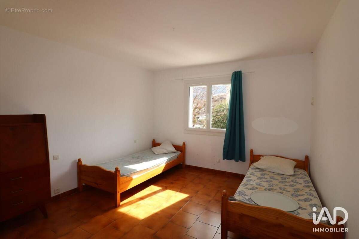 Commerce 320 m² à Les Salles-Sur-Verdon  - photo 7