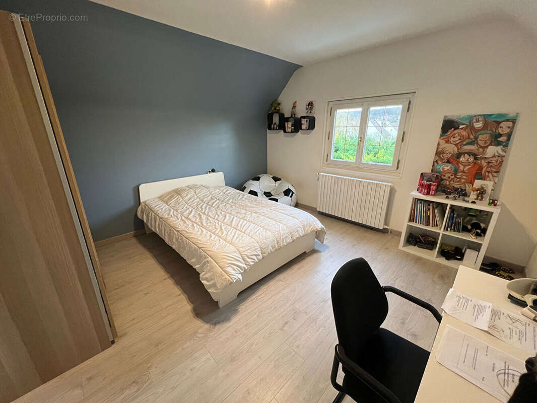 Maison à CHAUMONTEL