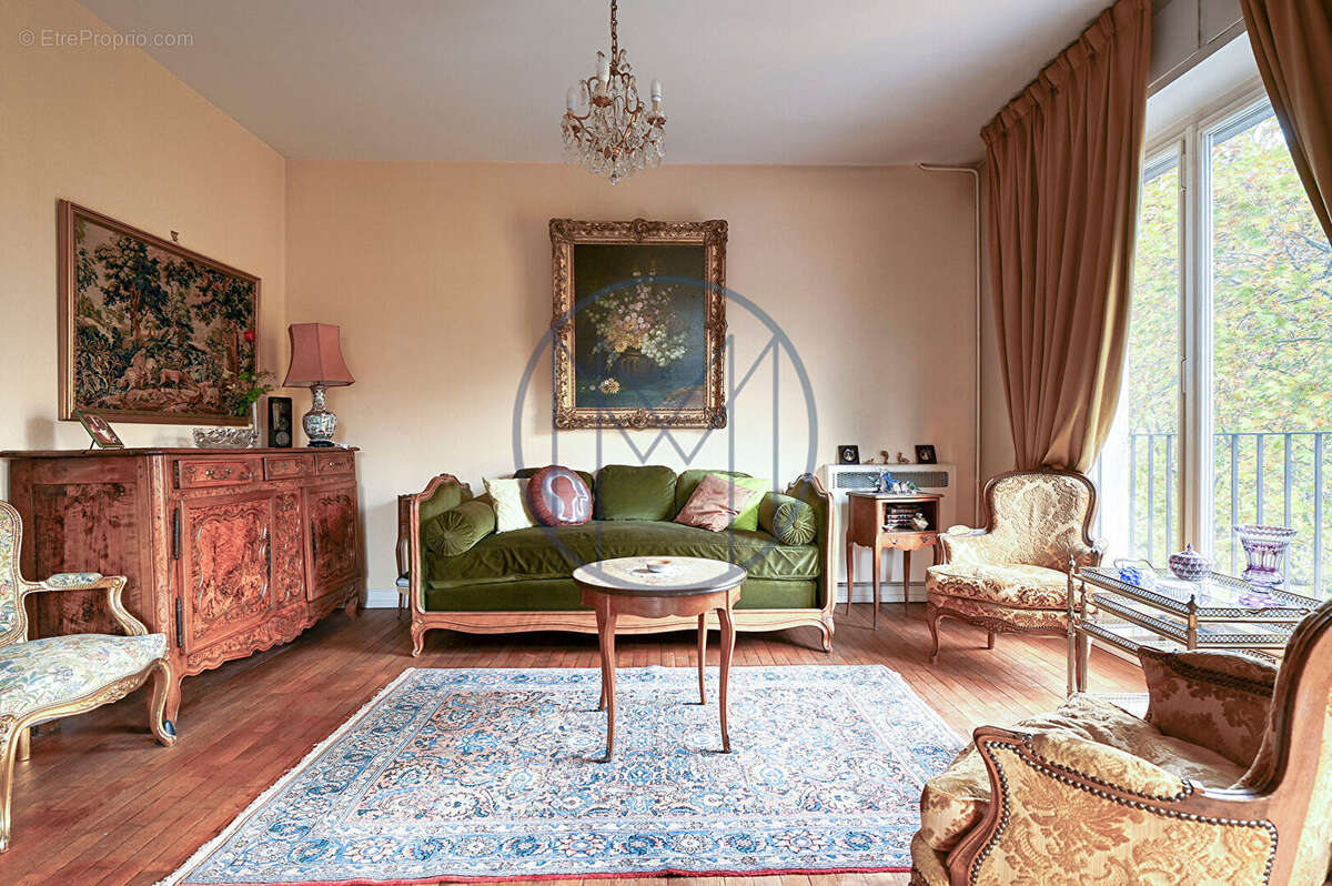 Appartement à VERSAILLES