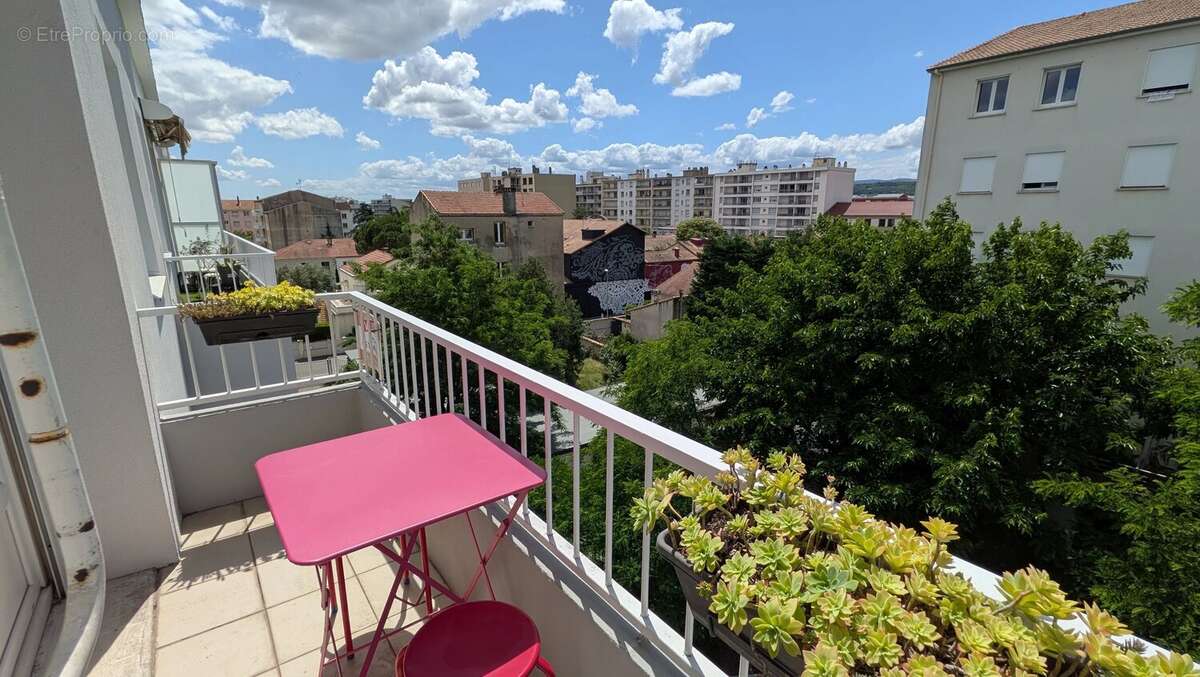 Exclusivité – appartement t3 avec cuisine, prêt à vivre – quartier danton - photo 2
