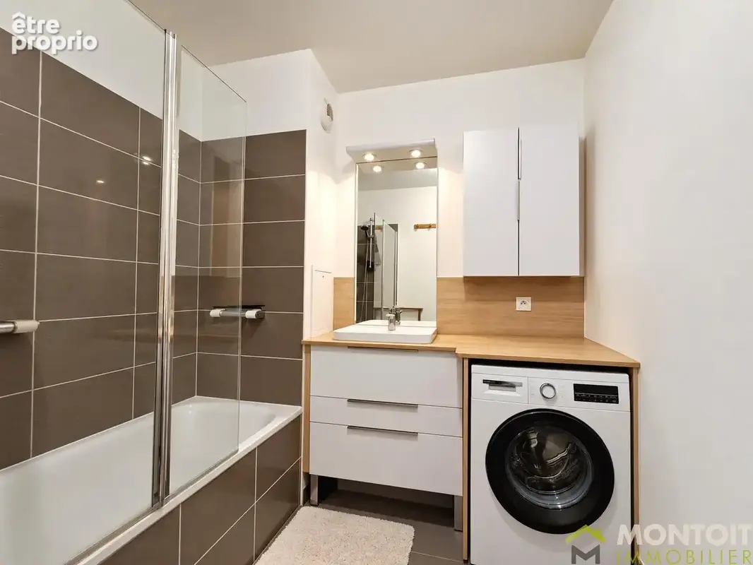 Appartement f3 67m2 - terrasse - parking - proche toutes commodites - photo 6