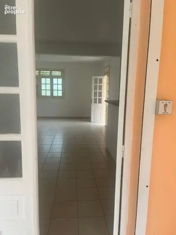 Immeuble de rapport – Quartier Morne Laurent-Tivoli – Fort de France - photo 6